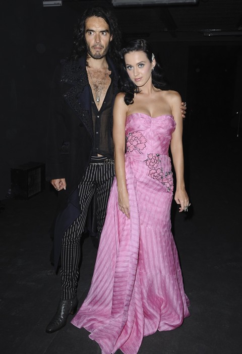  wedding invitations are as follows Russell Brand and Katy Perry