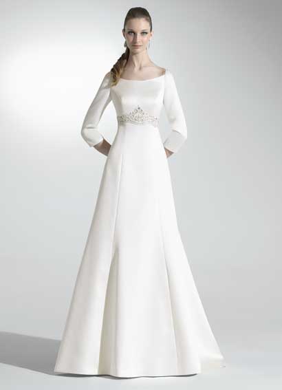 They commercialise their exclusive highly personal wedding gowns through an