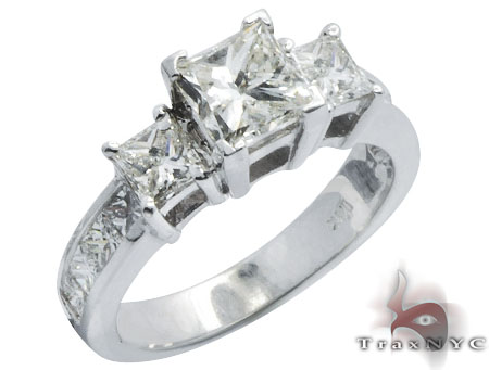 Hot trends for engagement rings and wedding rings WhiteGoldThreeStone 