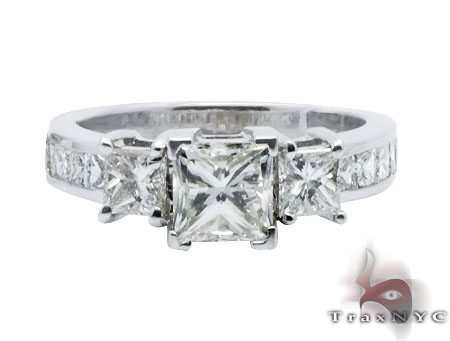 Hot trends for engagement rings and wedding rings WhiteGoldThreeStone