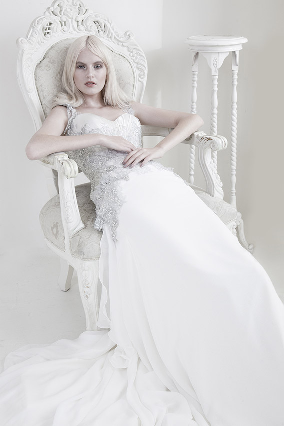 Mariana Hardwick 2013 Spring Bridal Collection - contemporânea e arrojada