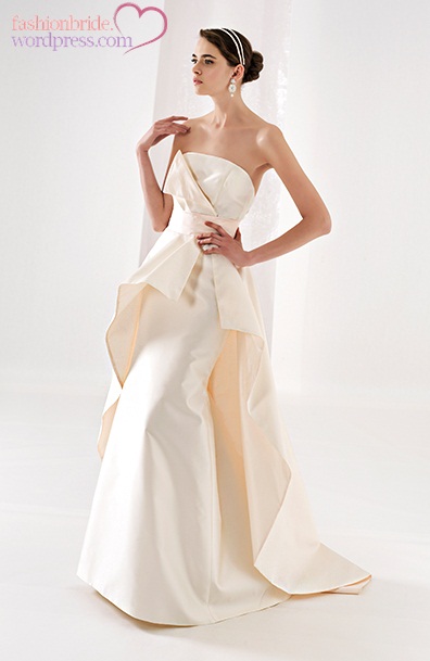 wedding-dresses-2014-bridal-cielo-blu (20)