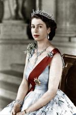 Queen-Elizabeth-II-England-Fashion-Style (1)
